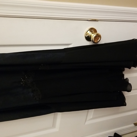 Vintage black nightgown - Picture 7 of 13